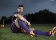 开云棋牌平台-维尼修斯爆发点燃全场，荷兰末节奇袭带走瑞士—足球之夜的唯一性对决