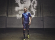 开云棋牌试玩-马赛对阵哥伦比亚，当战术铁壁遇见天才直觉，穆勒的无解如何定义足球艺术