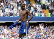 开云棋牌-跨界竞技场的王者时刻，黄蜂蛰醒骑士，莫兰特在意甲赛场接管比赛