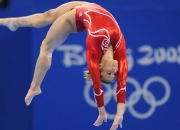 开云棋牌-从里斯本到多哈，葡萄牙足球与梁靖崑的乒乓，一场跨越时空的横扫启示