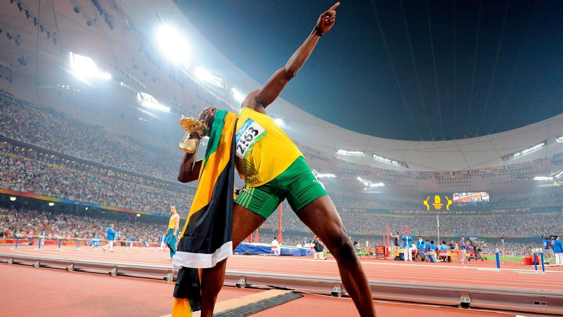 新王登基还是旧神归来？巴黎力克希腊引爆美加墨世界杯焦点战